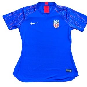 NIKE: USWNT official Kit: Women’s Adult Large: GUC: Alex Morgan: FIFA World Cup